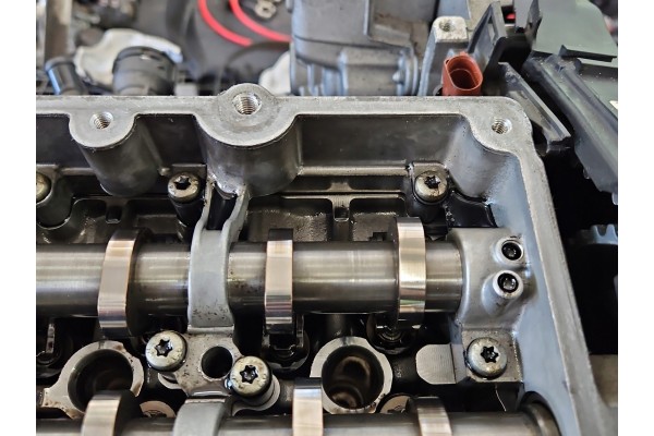 Motor DFH Skoda Superb III 2.0 TDI Medición de Compresión