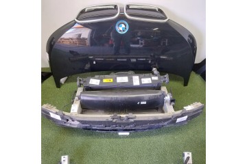 BMW i3 Máscara, Guardabarros, Parachoques, Pasador y Radiador en C2W 