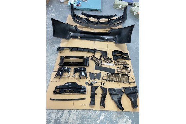 Package BMW 3 F30 SEDAN 11 18 M pack M technik SET halogens and without Catalog number of the part 56546456456546546