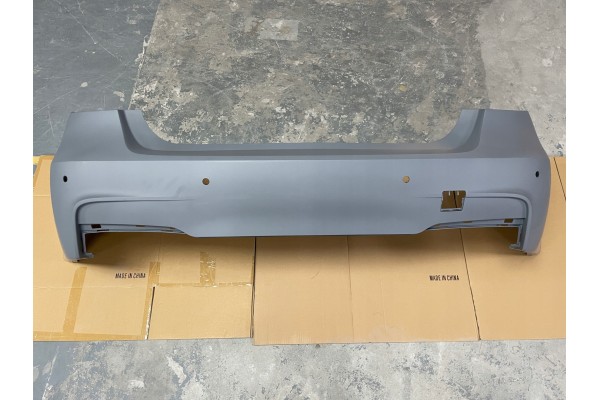 BMW Serie 3 F30 Sedán M-Package 11-18 Set Completo M-Technik con/sin 