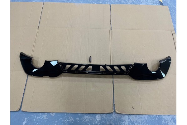 Kit Completo BMW G20 Paquete M Sport con Spoilers Laterales Estilo M3