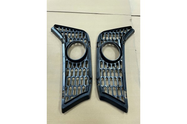 BODY KIT M3 LOOK BMW F30 M3 1011 2018r M package complete with and without halogens Installation side front