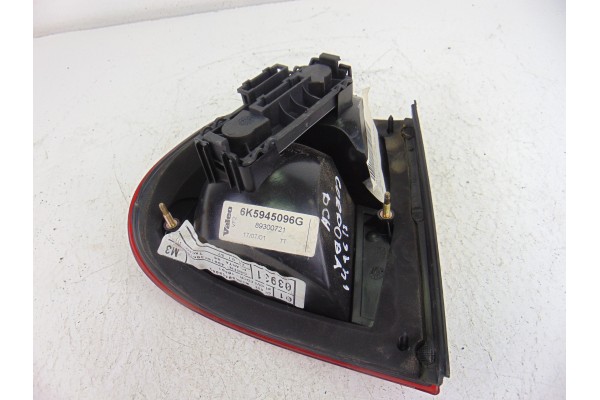 PILOTO TRASERO DERECHO SEAT CORDOBA BERLINA (6K2)