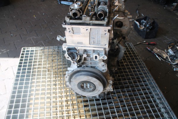 ENGINE BARE POST MERCEDES 10TYS KM 654 920 Car type passenger cars