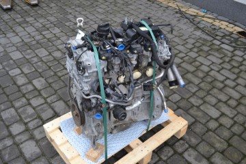 COMPLETE MOTOR 270910 MERCEDES 1 6 2015 CLA 34tys km Part manufacturer Mercedes Benz OE