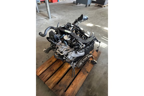 ENGINE Mercedes Vito W447 2 2 651 950 OM651 Swiss Warranty