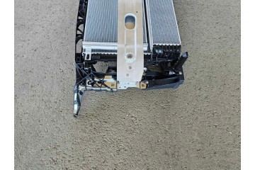 Radiador de Agua de Repuesto para Audi A5 F5 / Audi A4 B9 4x4/SUV, Aut