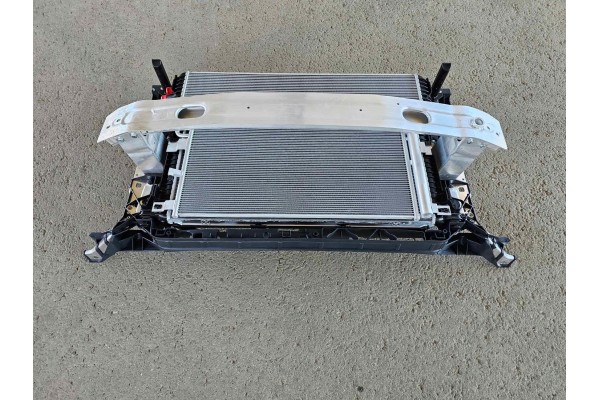 Radiador de Agua de Repuesto para Audi A5 F5 / Audi A4 B9 4x4/SUV, Aut