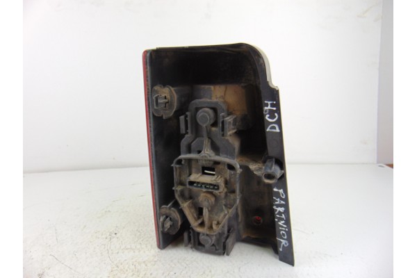 PILOTO TRASERO DERECHO PEUGEOT PARTNER (S1)(07.1996)