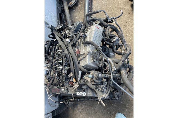 AUDI A4 A5 A6 Q5 2 0 TDI ENGINE DFB DFBA Quality of parts according to GVO O original with manufacturer s logo OE