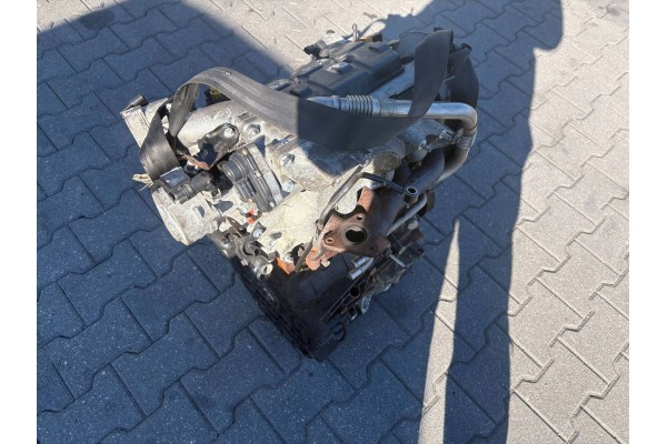 ENGINE 1 9 DCI F9QE804 RENAULT MEGANE II 2008 Engine type diesel