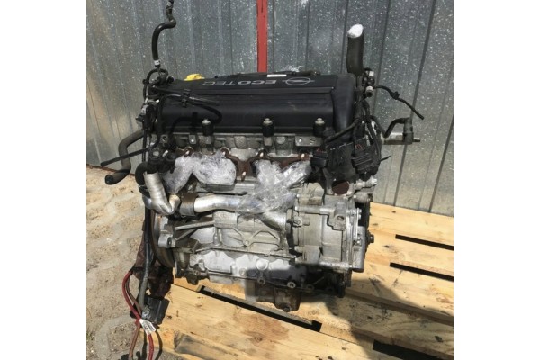 Engine OPEL ASTRA H VECTRA C SIGNUM ZAFIRA B 2 2 16V Z22YH Catalog number of the part z22yh z22