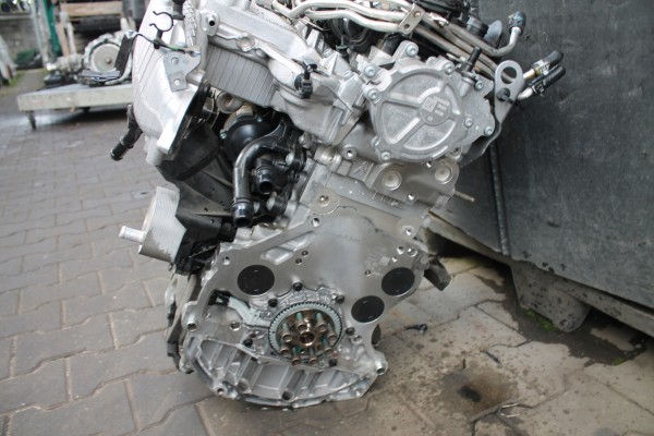 ENGINE COMPLETE LACK TURBO DEZ 50TYS KM Engine type diesel