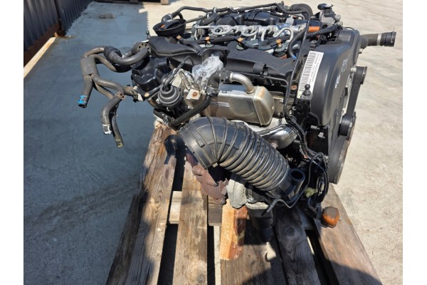 ENGINE COMPLETE AUDI A5 8T A4 B8 Q5 SEAT 2 0 TDI CJC CJCB ORIGINAL 2 Car type 4x4 SUV passenger cars