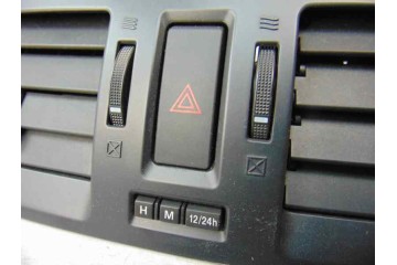  REJILLA AIREADORA MAZDA 3 BERLINA (BL) Active 2012 182754 MAZDA - 1