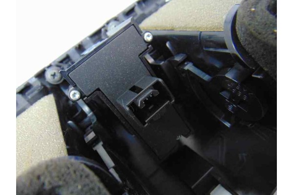  REJILLA AIREADORA MAZDA 3 BERLINA (BL) Active 2012 182754 MAZDA - 2