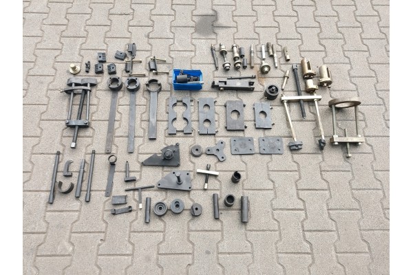 HYUNDAI SERVICE TOOLS SLEEVE PULLERS GEAR PULLERS