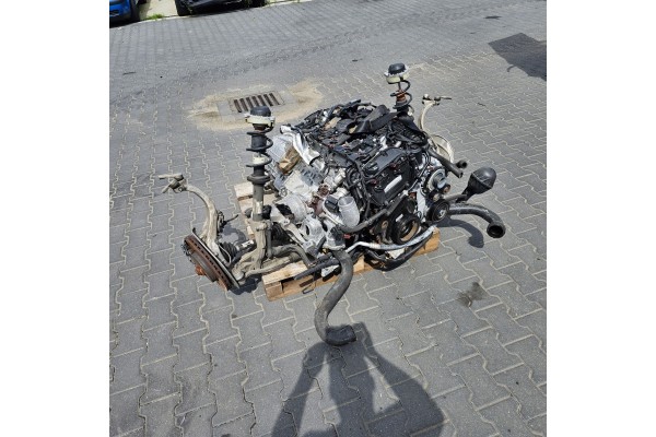 AUDI A5 8W 2 0 TFSi complete engine with DLV 19 000 HP accessories Product weight with unit packaging 2 kg