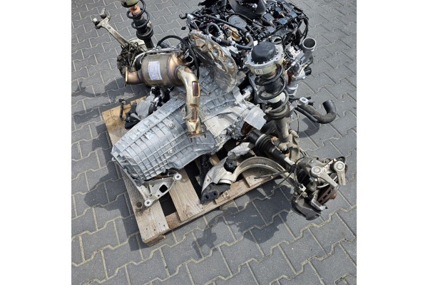AUDI A5 8W 2 0 TFSi complete engine with DLV 19 000 HP accessories Catalog number of the original DLV