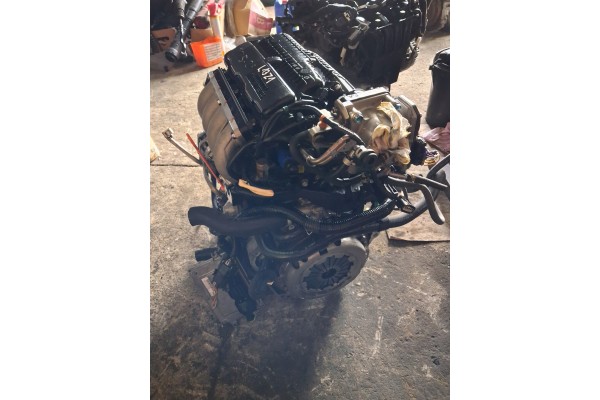 Engine complete Honda Jazz III Civic VIII 1 3 1 4 I VTEC L13Z1 Part manufacturer Honda OE