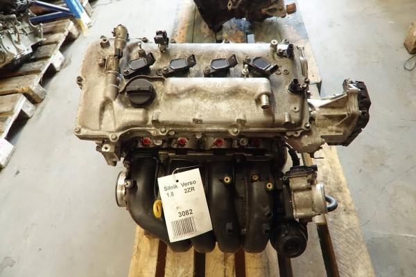 ENGINE TOYOTA VERSO AVENSIS T27 AURIS 1 8 2ZR FAE