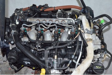Engine Peugeot 4007 C Crosser Mitsubishi Outlander 2 2 HDI COMPLETE 4HN Catalog number of the original 4HN 10DZ55