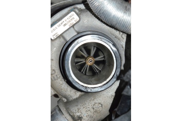 Motor Peugeot 4007 C-Crosser Mitsubishi Outlander 2.2 HDI COMPLETO 4HN