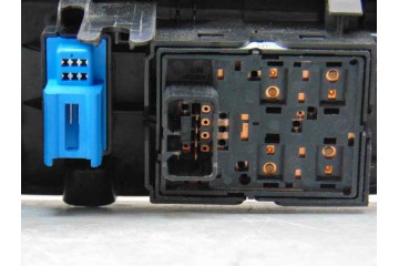 MANDO ELEVALUNAS DELANTERO IZQUIERDO OPEL KARL