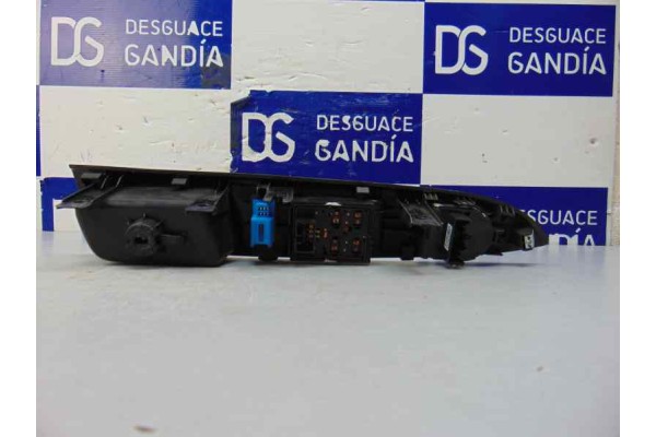 MANDO ELEVALUNAS DELANTERO IZQUIERDO OPEL KARL