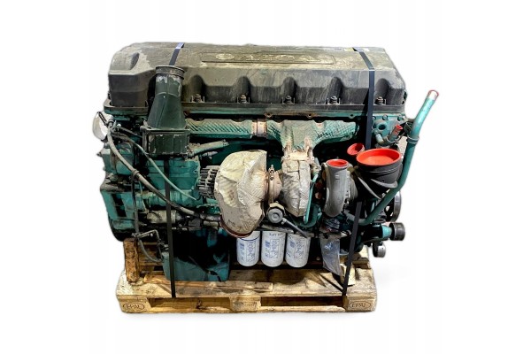 21070335 VOLVO Engine