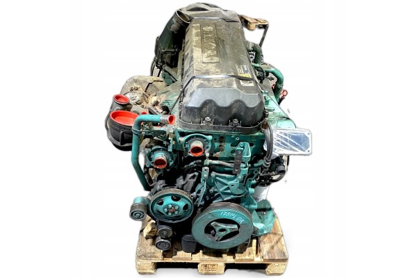 21070335 VOLVO Engine Engine type petrol