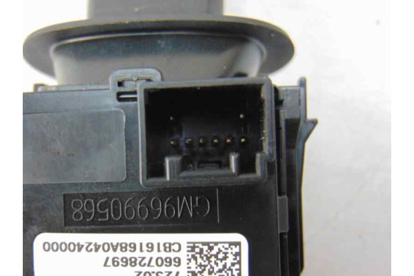 23423701  MANDO LUCES OPEL KARL Selective 2017 23423701 176938 OPEL - 2