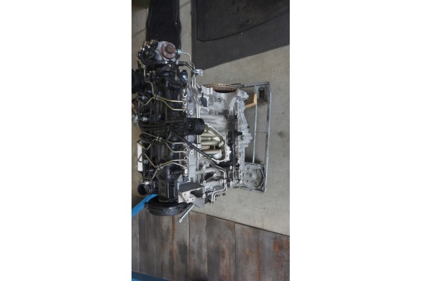 Engine Volvo XC60 XC70 V60 S60 V70 S80 2 4 D5 D5244T20 105TYS KM COMPLETE Packaging status replacement