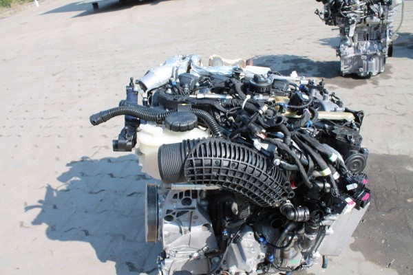 ENGINE COMPLETE MERCEDES AMG 139580 C CLASS