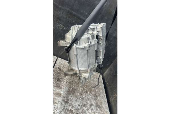 Complete engine Volkswagen ID 3 2021 EBJ Catalog number of the part EBJ 1EA907121C Rear
