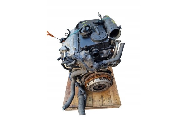 Engine VW Volkswagen Passat B6 2 0 TDI BKP Catalog number of the part BKP