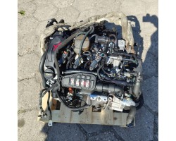ENGINE COMPLETE DOG 1 2 THP HN01 10XVA3 80 THOUSAND MILEAGE