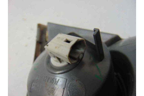  PILOTO TRASERO DERECHO INTERIOR MAZDA 6 BERLINA (GG) 2.0 CRTD 120 Active (5-ptas.) 2004 178536 MAZDA - 2