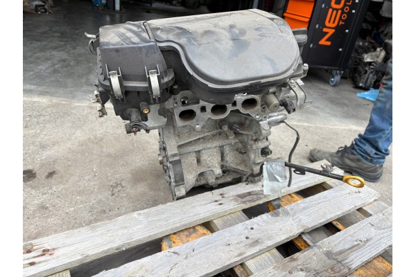DAIHATSU SIRION SUBARU JUSTY ENGINE 1KR Part manufacturer Daihatsu OE