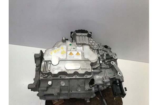 PEUGEOT E 3008 III E 5008 2024 ELECTRIC MOTOR ZK03 ZKZ 986290108 Car type 4x4 SUV