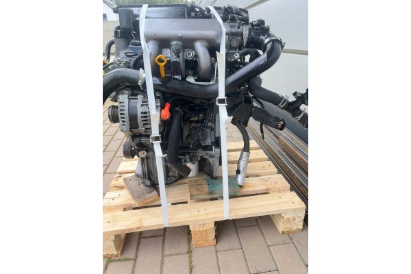 ENGINE HR12 NISSAN NOTE E12 compressor Part manufacturer Nissan OE
