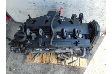 ENGINE POST VOLVO V70 III 2 4 D5 D5244T PAW IN TIMING PLASTIC COVER Catalog number of the part D5244T