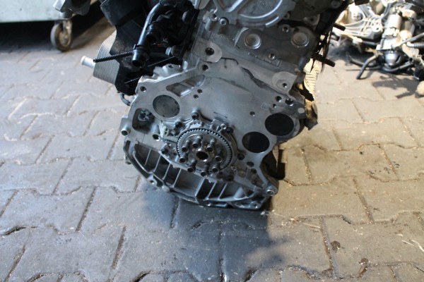 ENGINE COMPLETE LACK TURBO DEZ 35TYS KM Engine type diesel