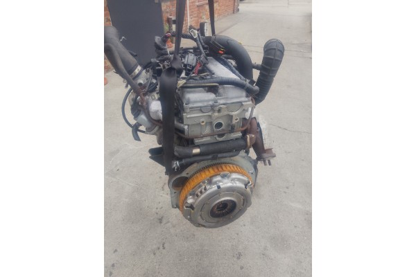 HYUNDAI H1 H 1 97 COMPLETE ENGINE D4GB 2 5 CRDI Part manufacturer Hyundai OE