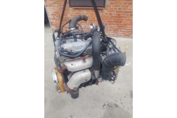 HYUNDAI H1 H 1 97 COMPLETE ENGINE D4GB 2 5 CRDI Car type cargo vans passenger cars