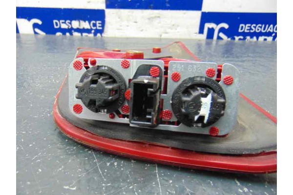 8409012 PILOTO TRASERO DERECHO INTERIOR BMW SERIE X5 (E53)