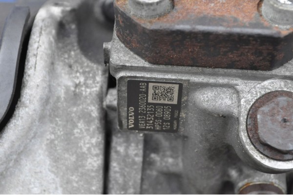 VOLVO S60 V60 V40 2 0 D2 120HP ENGINE D4204T8 110t Catalog number of the part D4204T8