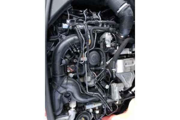 AUDI A6 BERLINA (4F2) 2.7 TDI