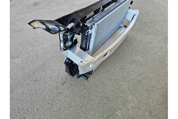 Refuerzo del Panel Frontal del Ventilador del Radiador Audi S5 F5 B9 A