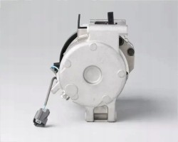 COMPRESSOR AIR CONDITIONING COMPRESSOR DCP40015 DENSO